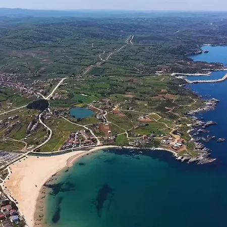 Aksu Villa Kandira